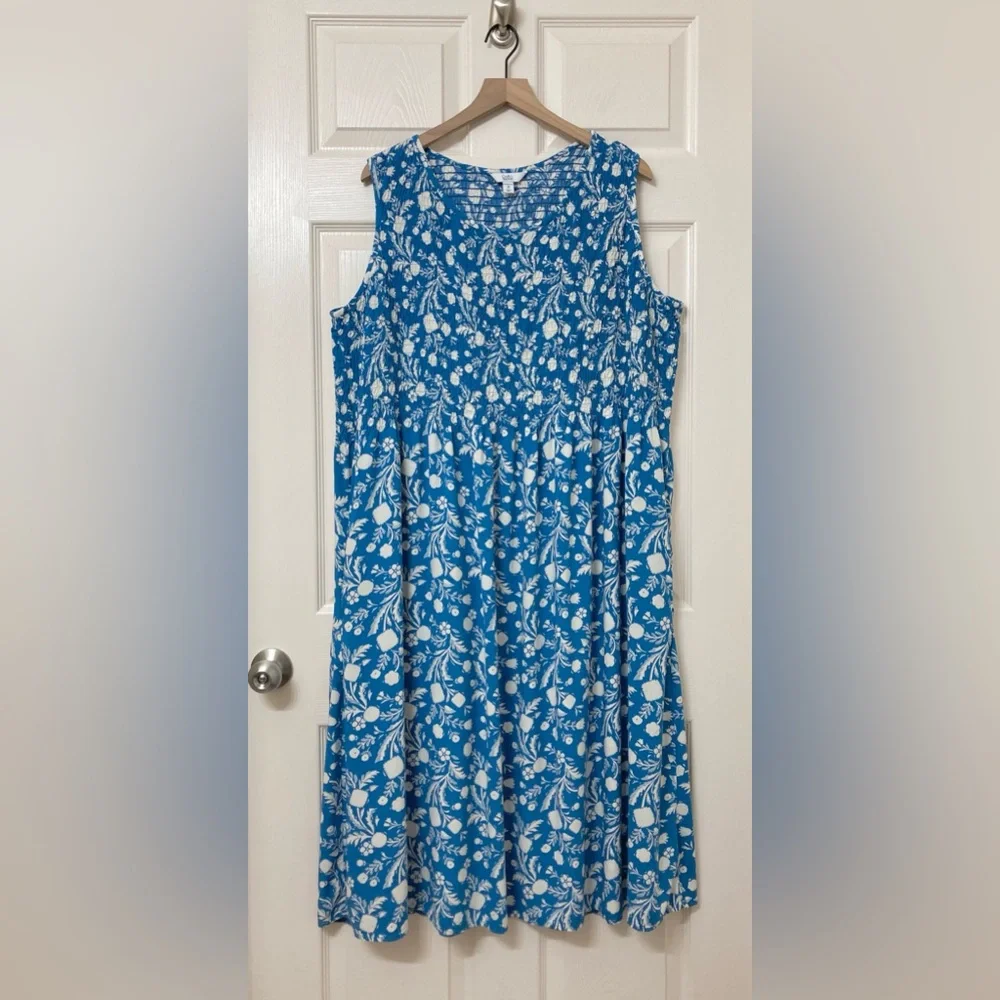 Croft & Barrow Blue Floral Smocked Sleeveless Midi Dress 2X Prairie Cottagecore - Picture 8 of 8